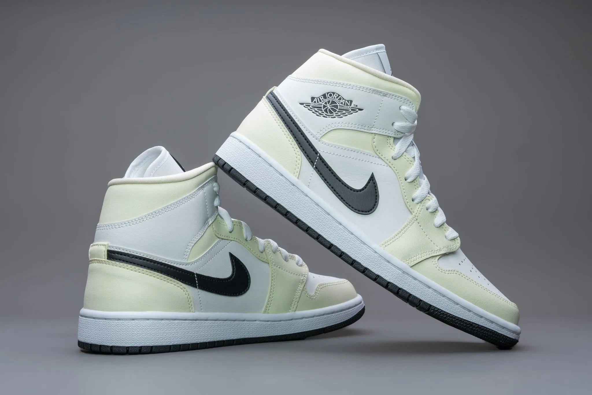 Air Jordan 1 Mid Coconut Milk (W)