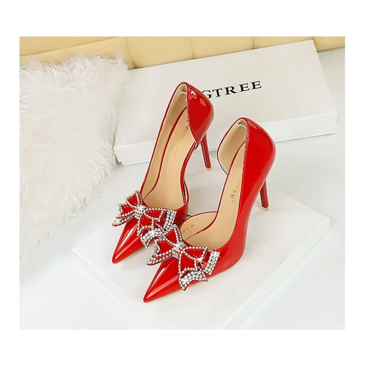 Butterfly Banquet Fashion Style Patent Leather Side Hollow Rhinestone