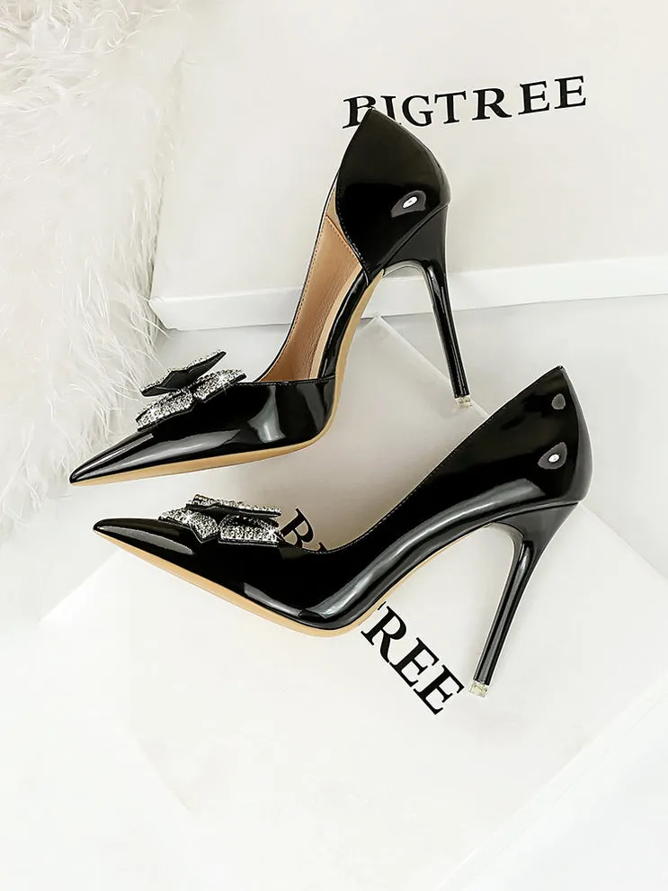 Butterfly Banquet Fashion Style Patent Leather Side Hollow Rhinestone