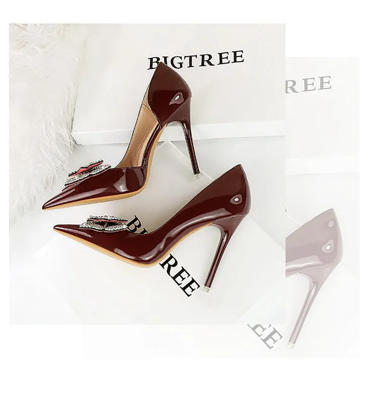 Butterfly Banquet Fashion Style Patent Leather Side Hollow Rhinestone