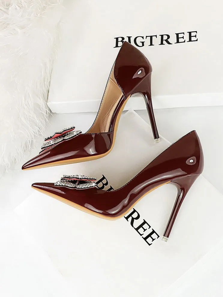 Butterfly Banquet Fashion Style Patent Leather Side Hollow Rhinestone